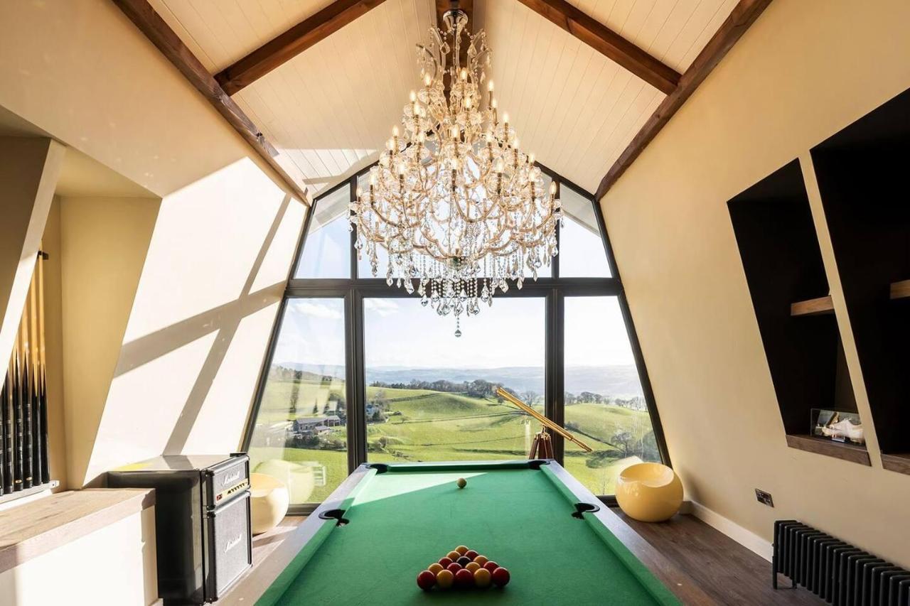 Clwyd Gate Manor Pool Sauna Hottub Cave Wales Ruthin Dış mekan fotoğraf