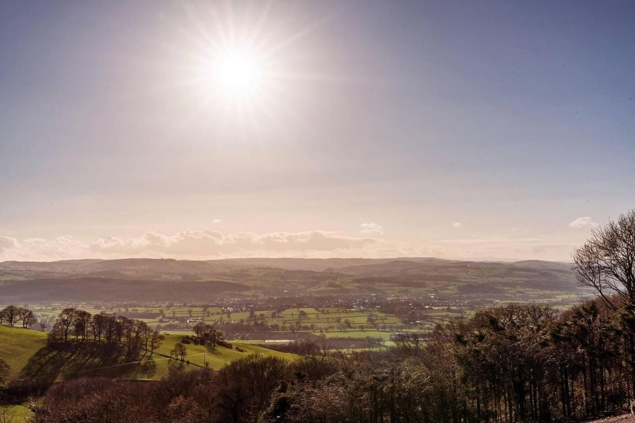 Clwyd Gate Manor Pool Sauna Hottub Cave Wales Ruthin Dış mekan fotoğraf